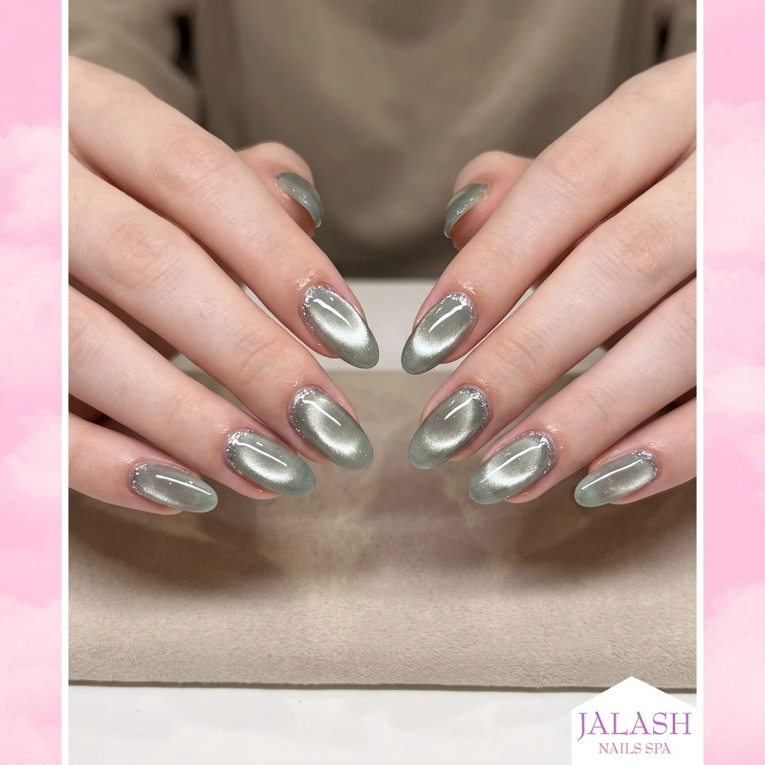 Gel nails art